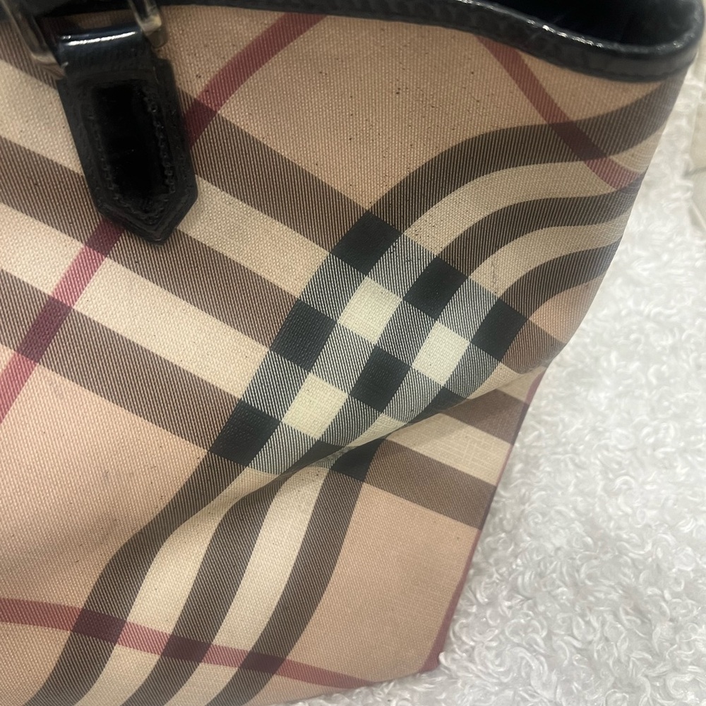 Burberry Nova Check Canvas Coated Tote Bag - Picture 9 of 16